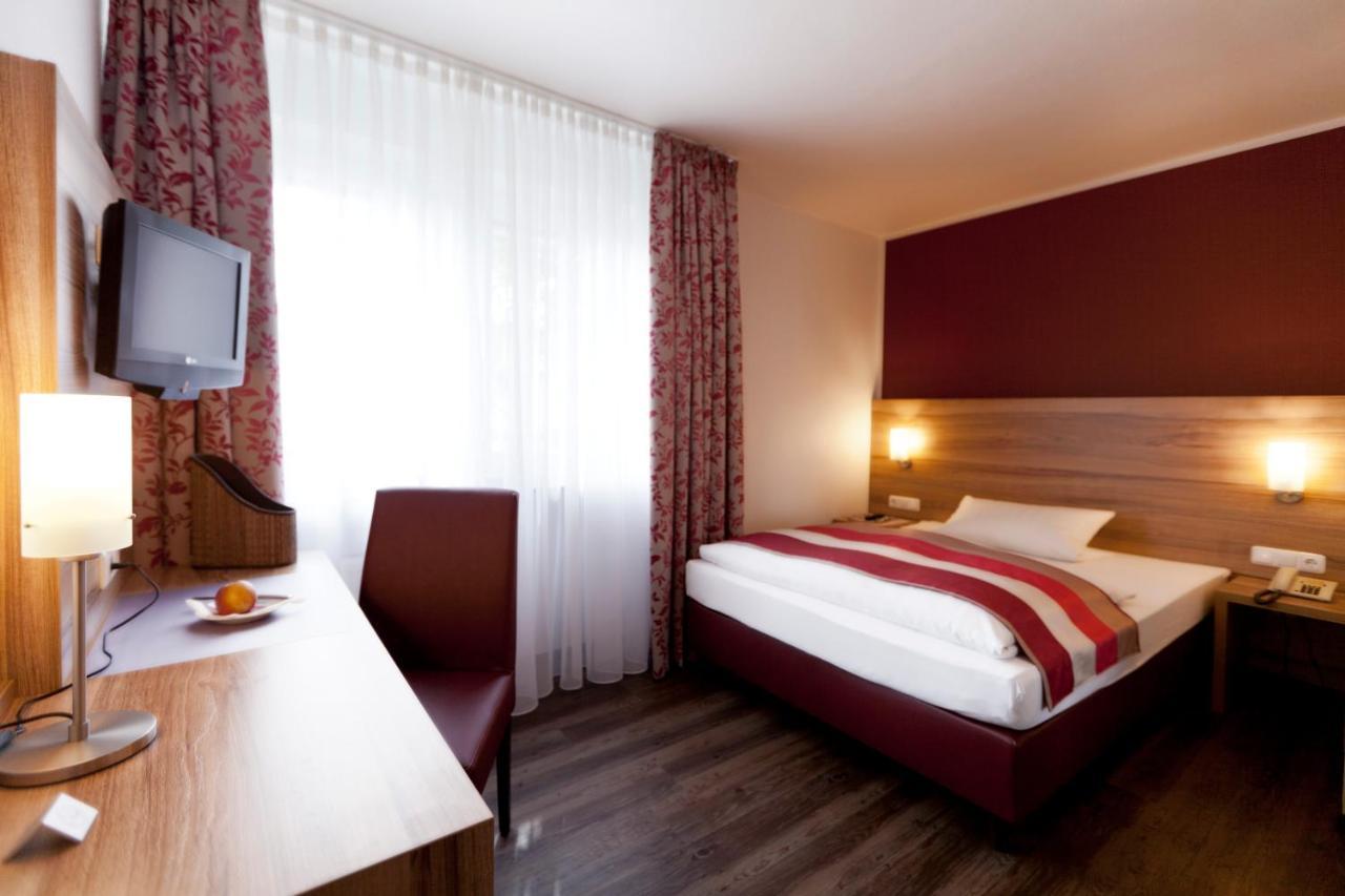 Adolphs Bed & Breakfast Colonia